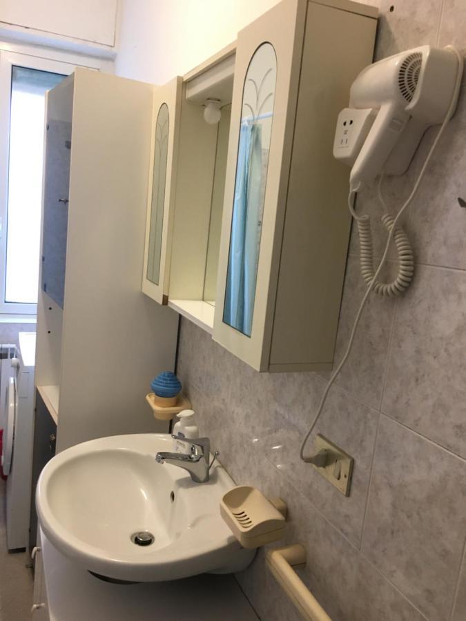 Appartamento Miramare, 2 Camere, Cucina, Bagno, Ventimiglia Exterior foto